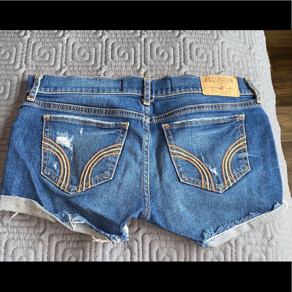 Hollister Shorts!!!! - Picture 2 of 2